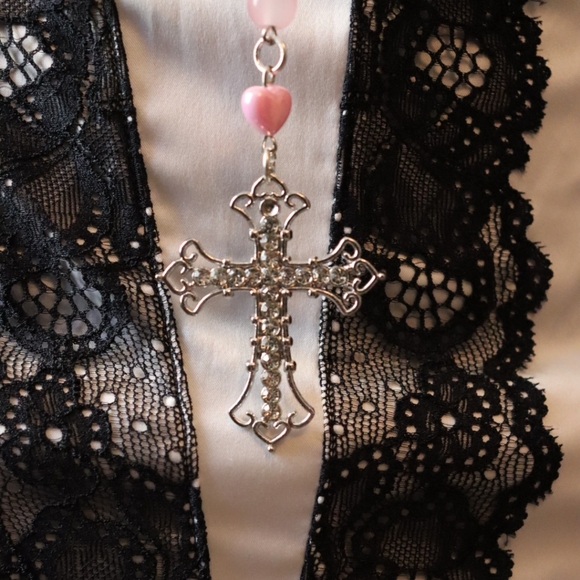 Beaded Pink Necklace With Cross - Picture 3 of 6